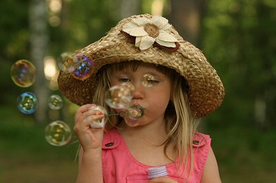 Pennsylvania speech pathologist Ela Britchkow offers speech therapy services to adults and children